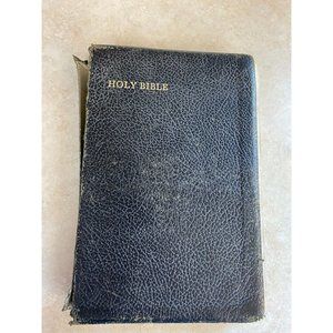 The Holy Bible Containing The Old And New Testaments 1957